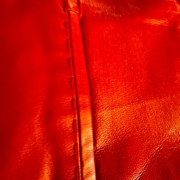 Women Leather Jacket with Removable Lining - Picture 4 of 16